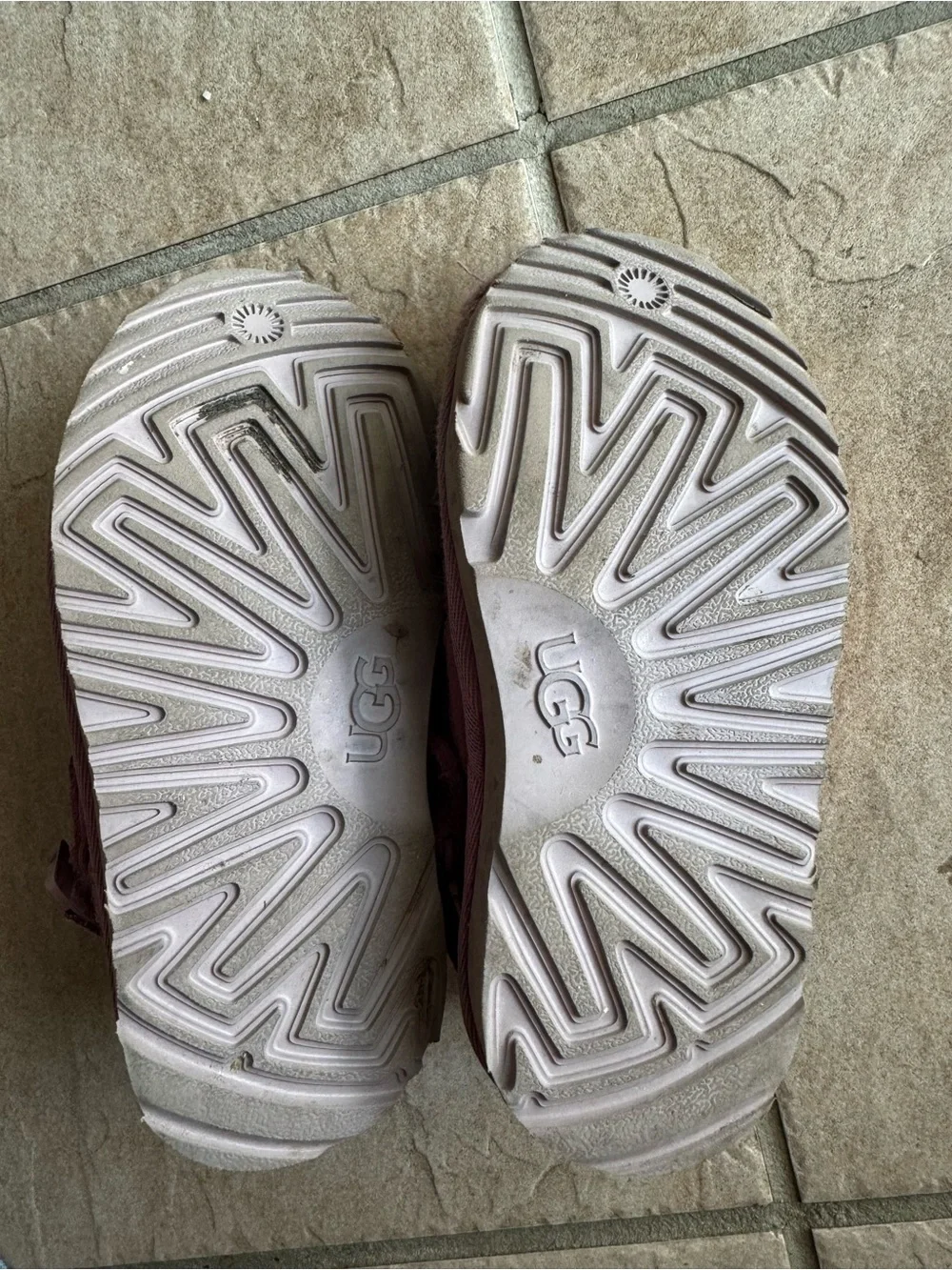 Ugg Goldenstar Clog